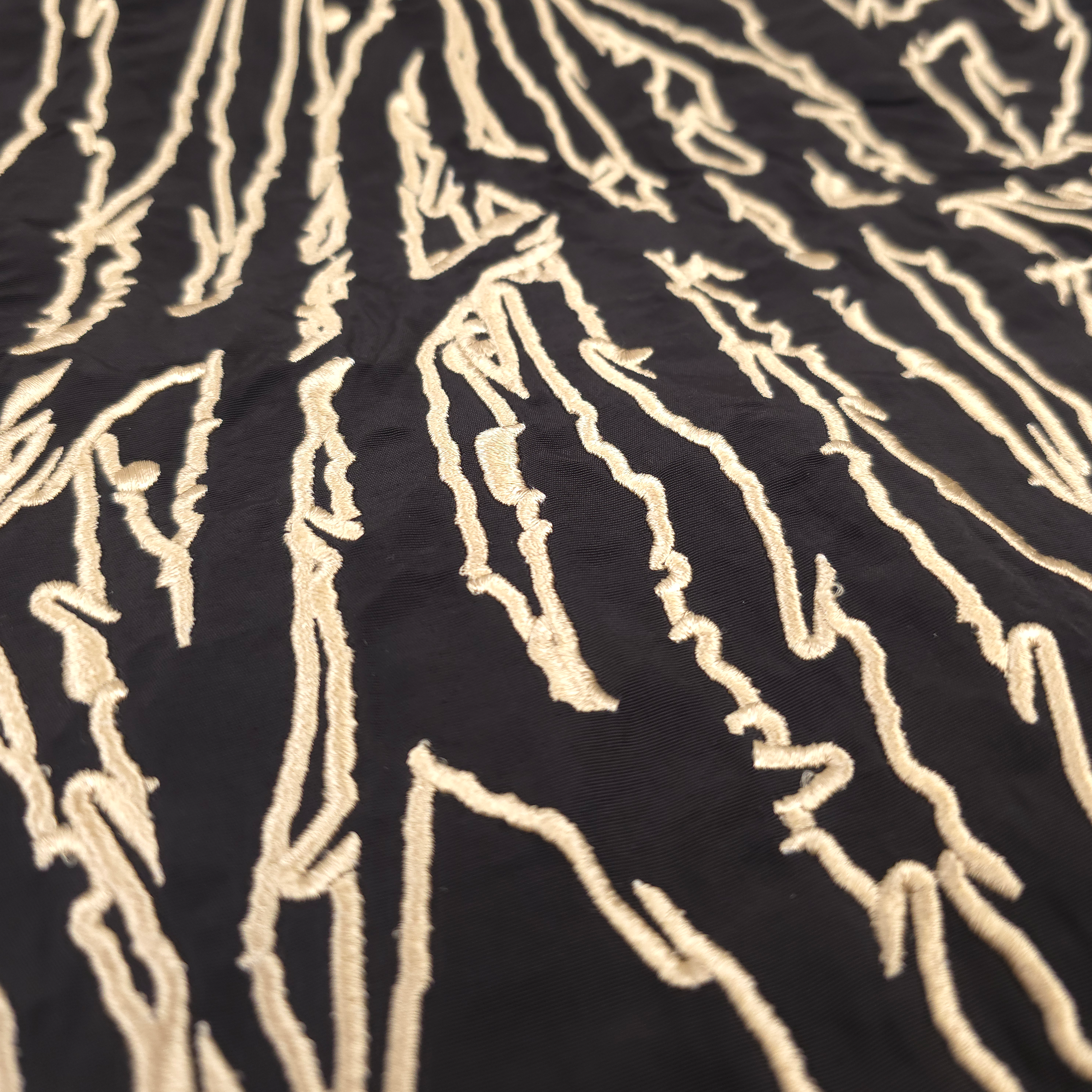 DUST STORM WINDBREAKER