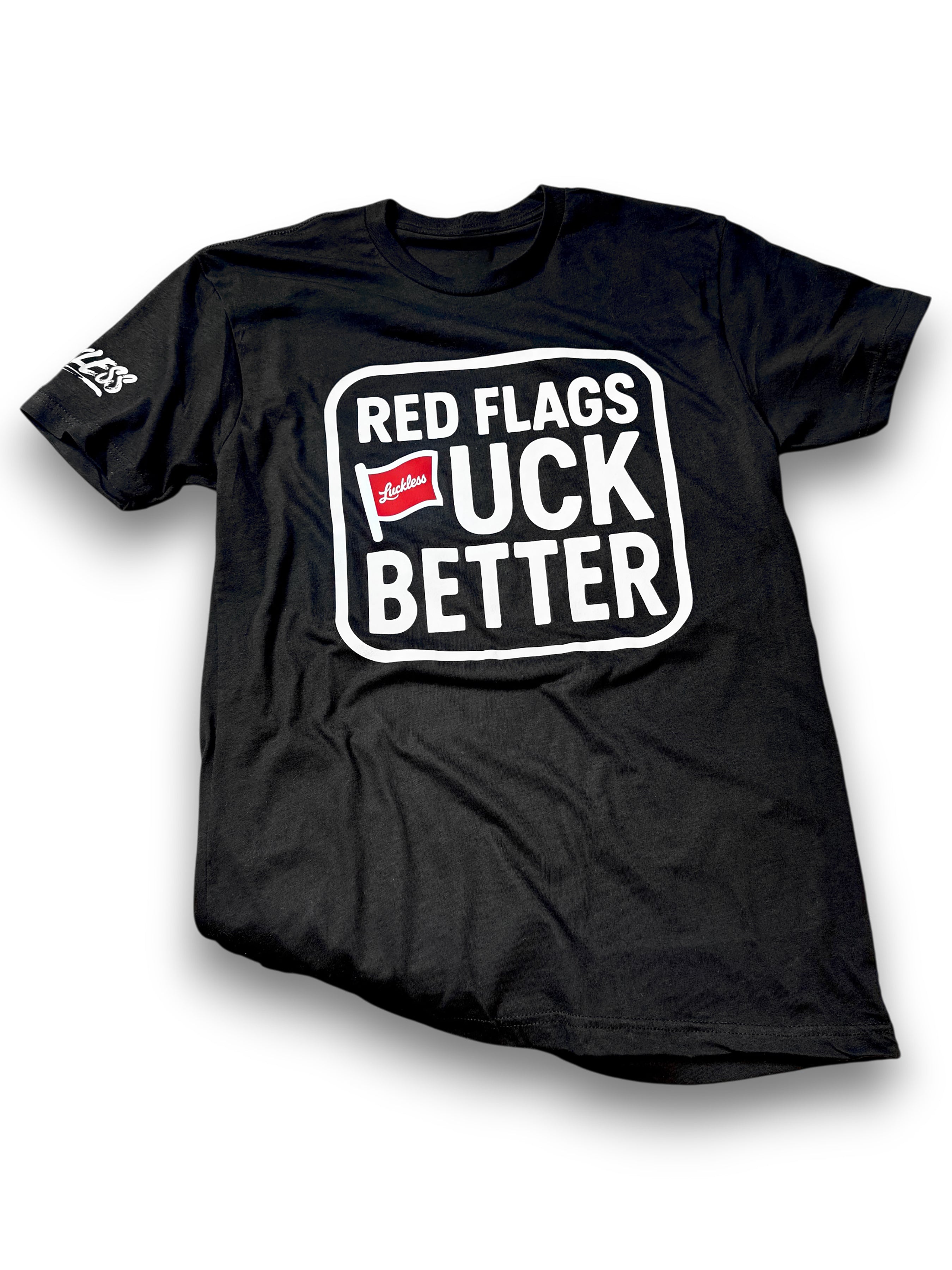 RED FLAGS TEE