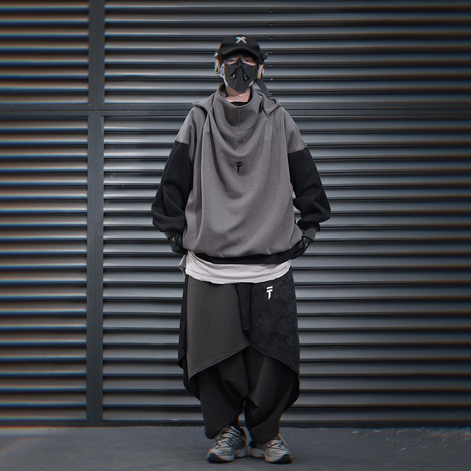 NOBADYS SMART HOODIE